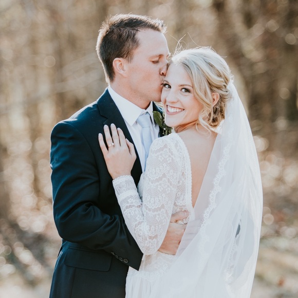 Meet your Posher, Cassidy - Picture 1 of 1